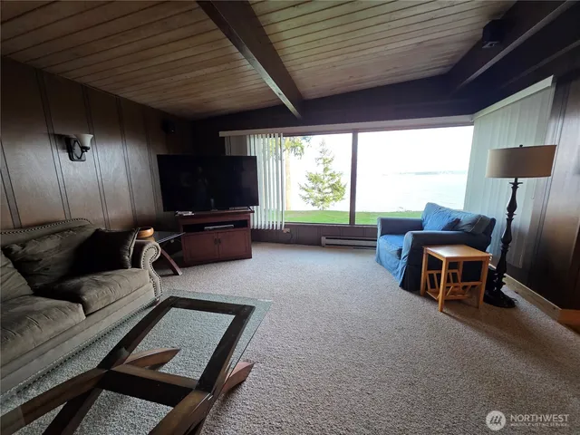 $2,700 | 1577 South Country Club Drive, Camano Island, WA 98282