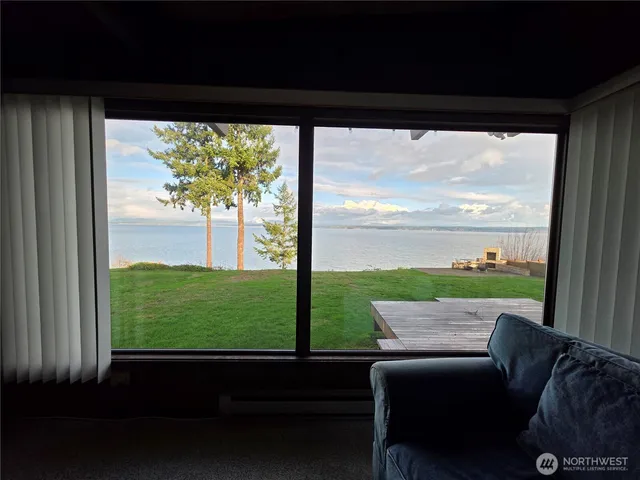 $2,700 | 1577 South Country Club Drive, Camano Island, WA 98282