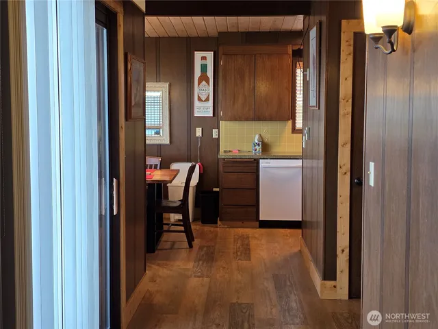 $2,700 | 1577 South Country Club Drive, Camano Island, WA 98282