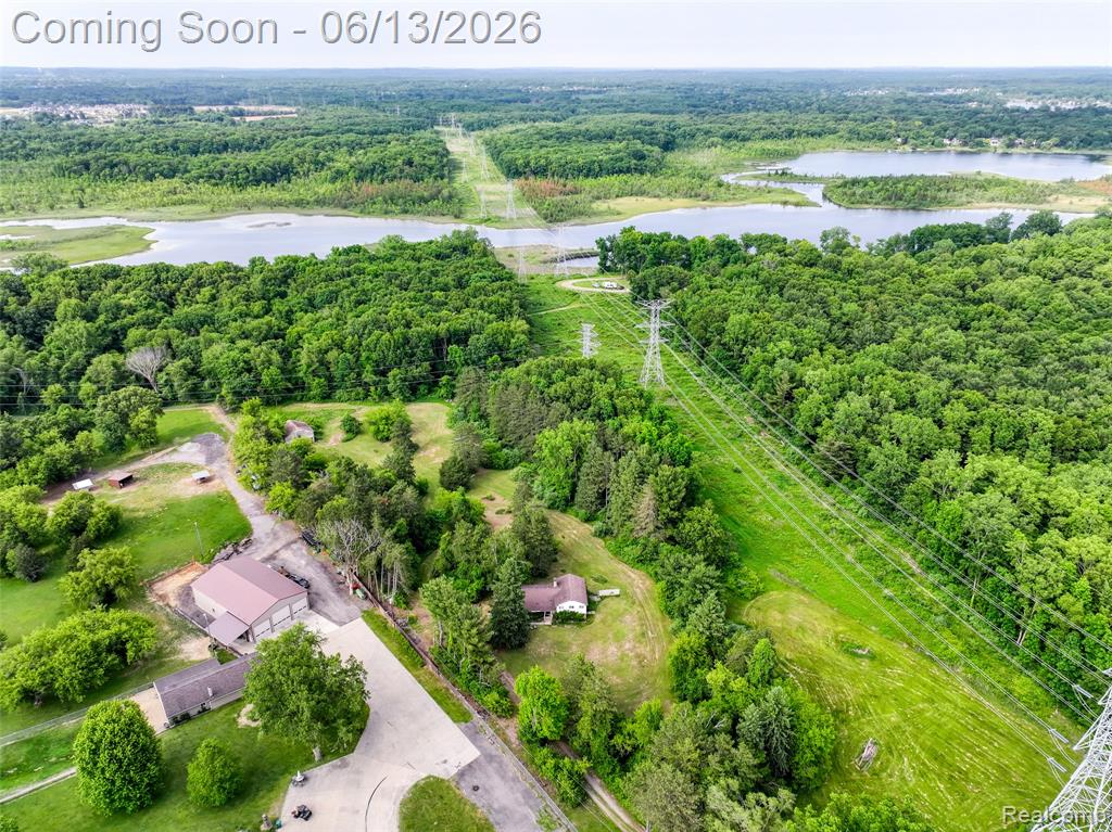 3020 Glengary Road Commerce Township, MI 48382 - Photo 2 of 39