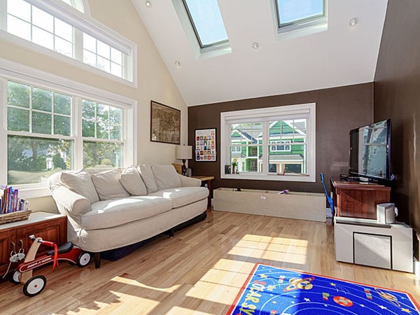62 Brookline Street Needham, MA 02492 - Photo 11 of 27 Gallery Image 11