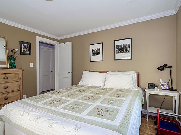 62 Brookline Street Needham, MA 02492 - Photo 8 of 27 Gallery Image 8