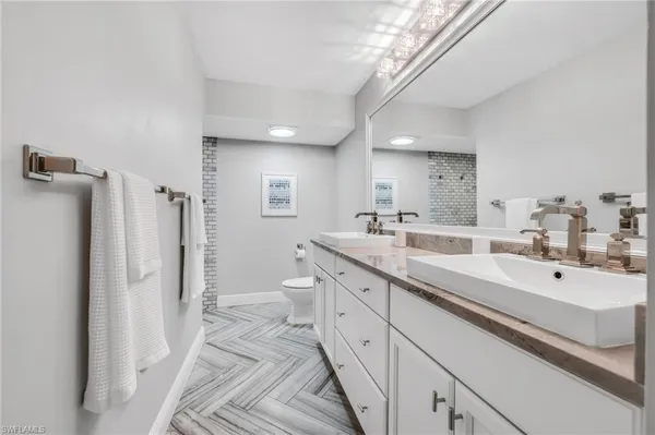 $1,450,000 | 1966 Imperial Golf Course Boulevard, Naples, FL 34110