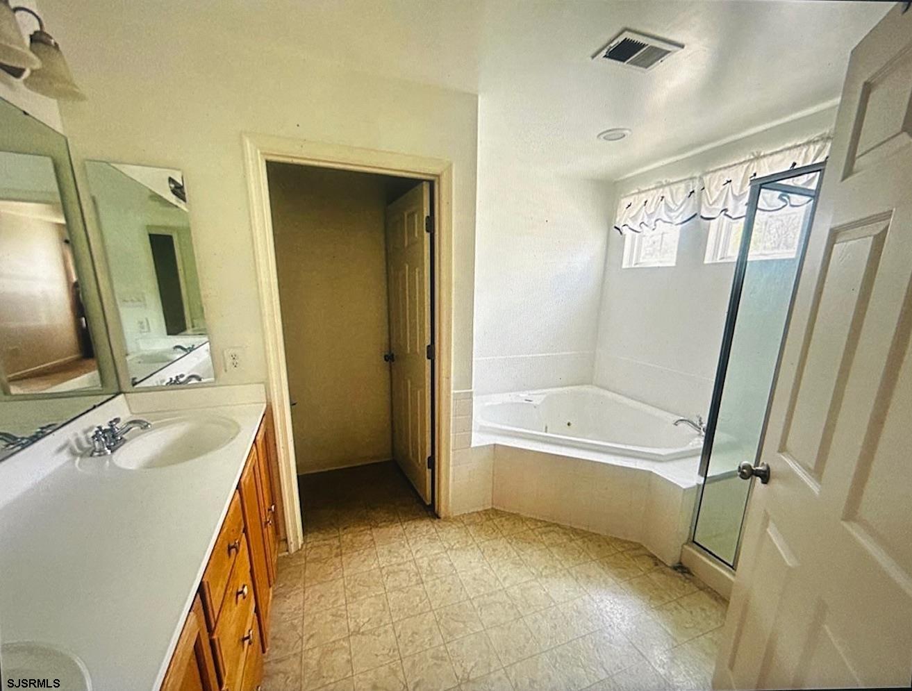 116 Waverly Road Egg Harbor Township, NJ 08234 - Photo 7 of 9