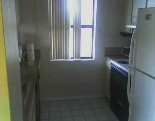 3252 Foxcroft Road, Unit 301 Miramar, FL 33025 - Photo 2 of 6 Kitchen