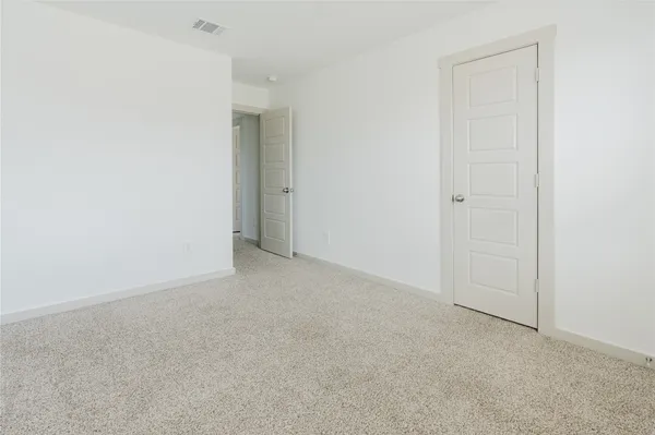 $2,550 | 250 John House Lane, Rosharon, TX 77583