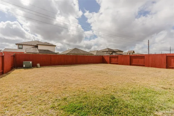 $2,550 | 250 John House Lane, Rosharon, TX 77583