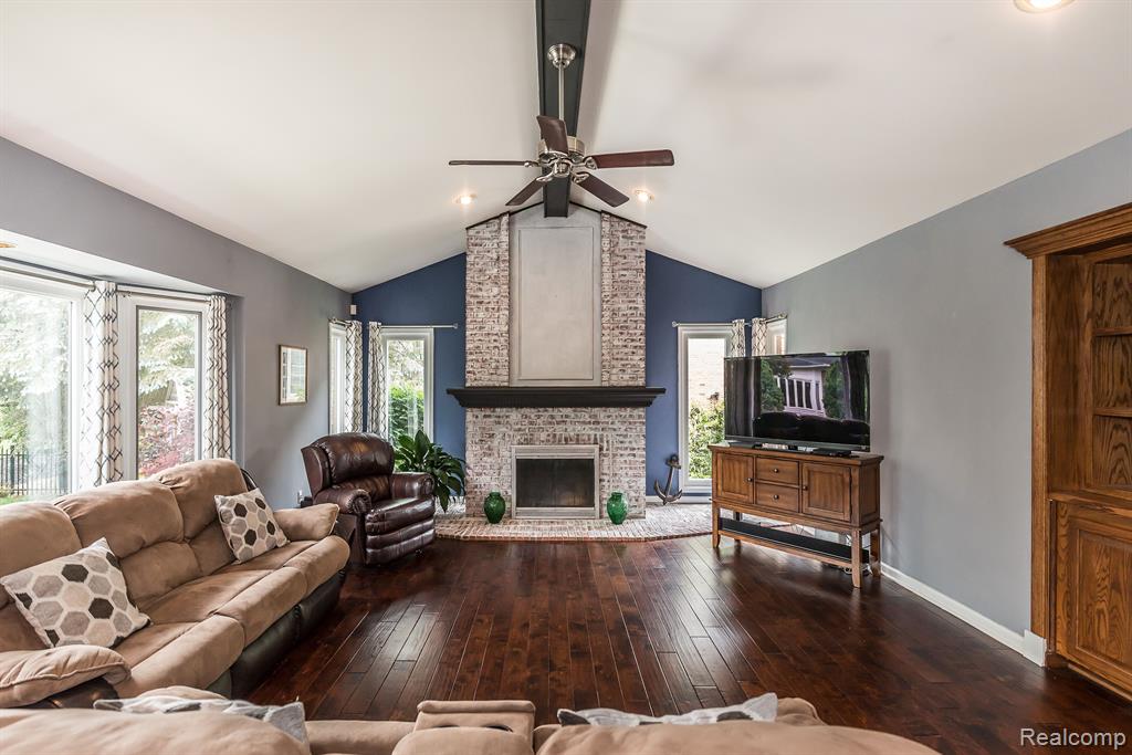3702 Edinborough Drive Rochester Hills, MI 48306 - Photo 11 of 37 Gallery Image 11