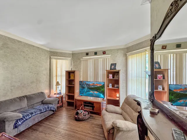 $229,000 | 903 North Meridian Street, Brazil, IN 47834