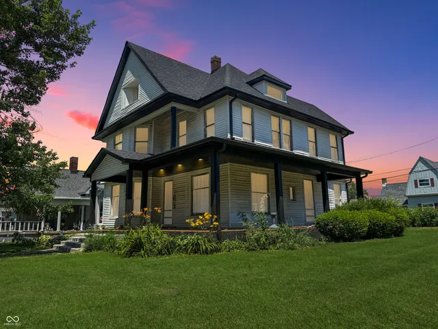$229,000 | 903 North Meridian Street, Brazil, IN 47834
