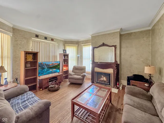 $229,000 | 903 North Meridian Street, Brazil, IN 47834