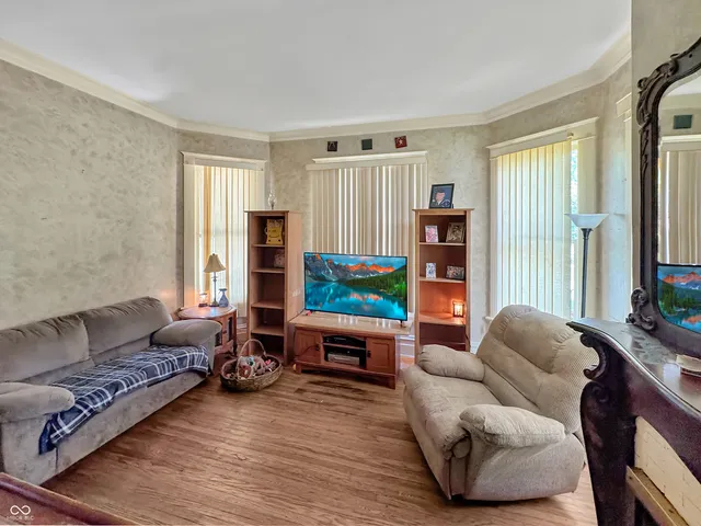 $229,000 | 903 North Meridian Street, Brazil, IN 47834