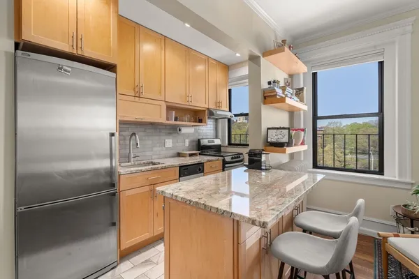 $799,000 | 137 Peterborough Street, Unit 21, Boston, MA 02215