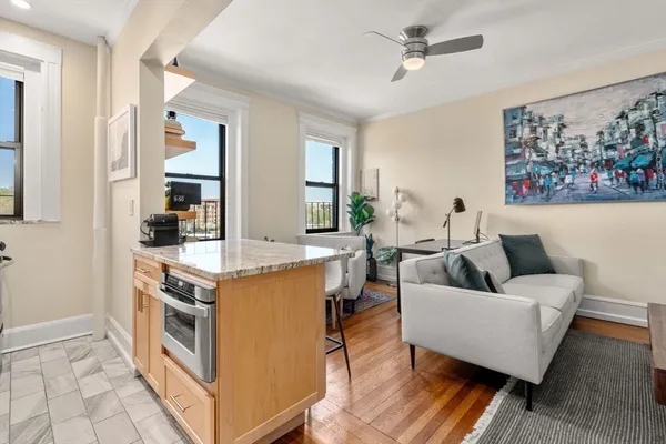 $799,000 | 137 Peterborough Street, Unit 21, Boston, MA 02215