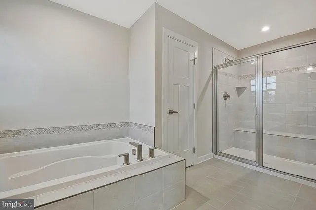 $850,000 | 10065 Dressage Drive, Upper Marlboro, MD 20772