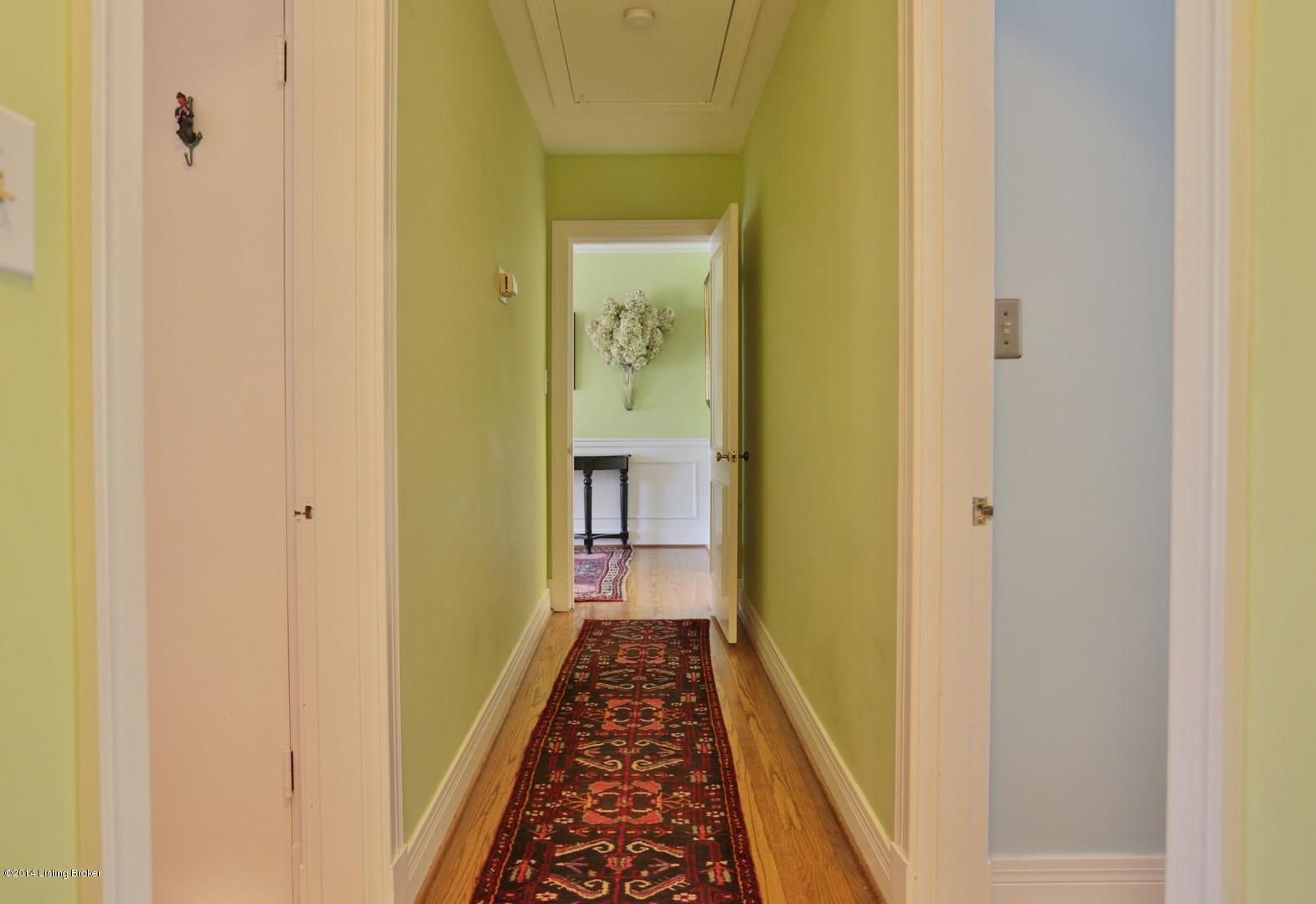 2403 Gray Fox Road Louisville, KY 40205 - Photo 21 of 45 Hall