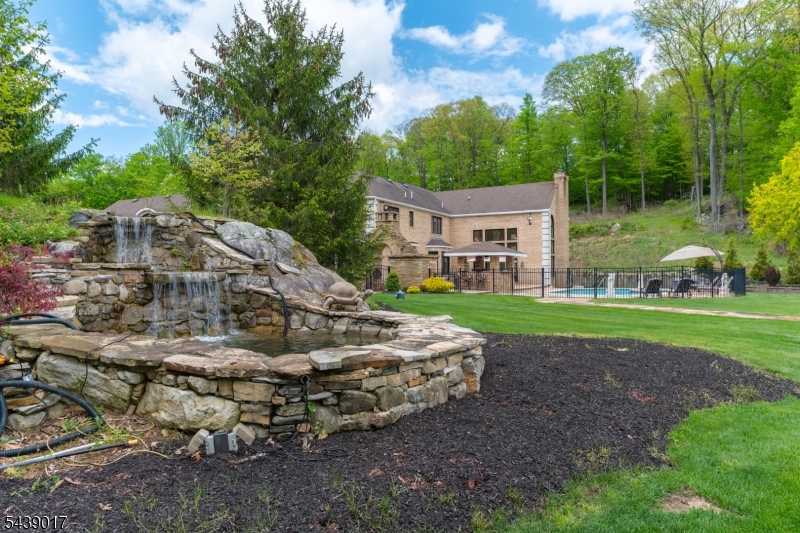 305 Green Road Sparta, NJ 07871 - Photo 4 of 41