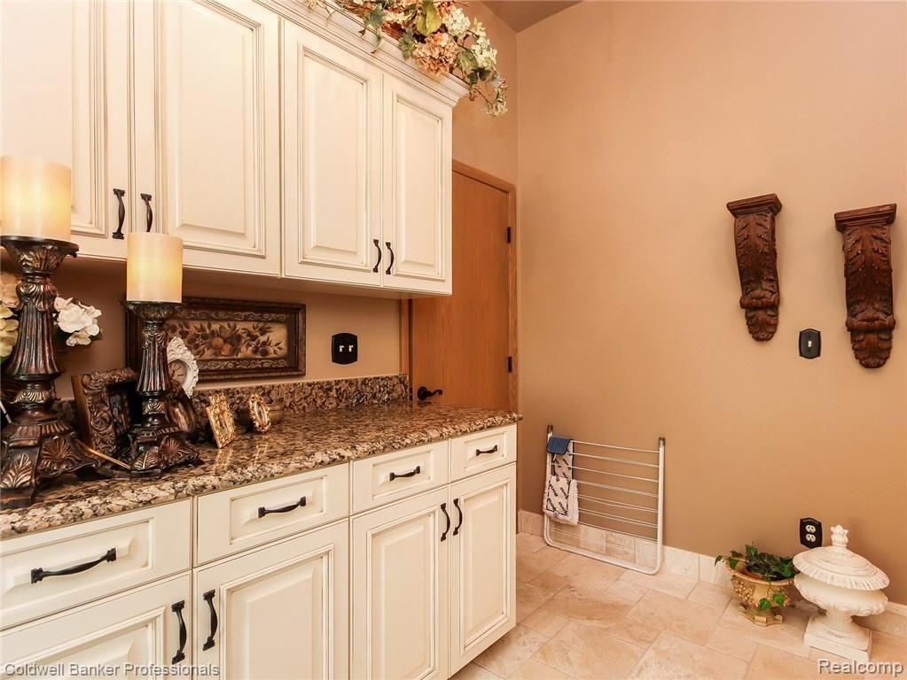 20600 Beck Road Northville, MI 48167 - Photo 33 of 77 033-Laundry_Room-4942113-medium4x3.jpg