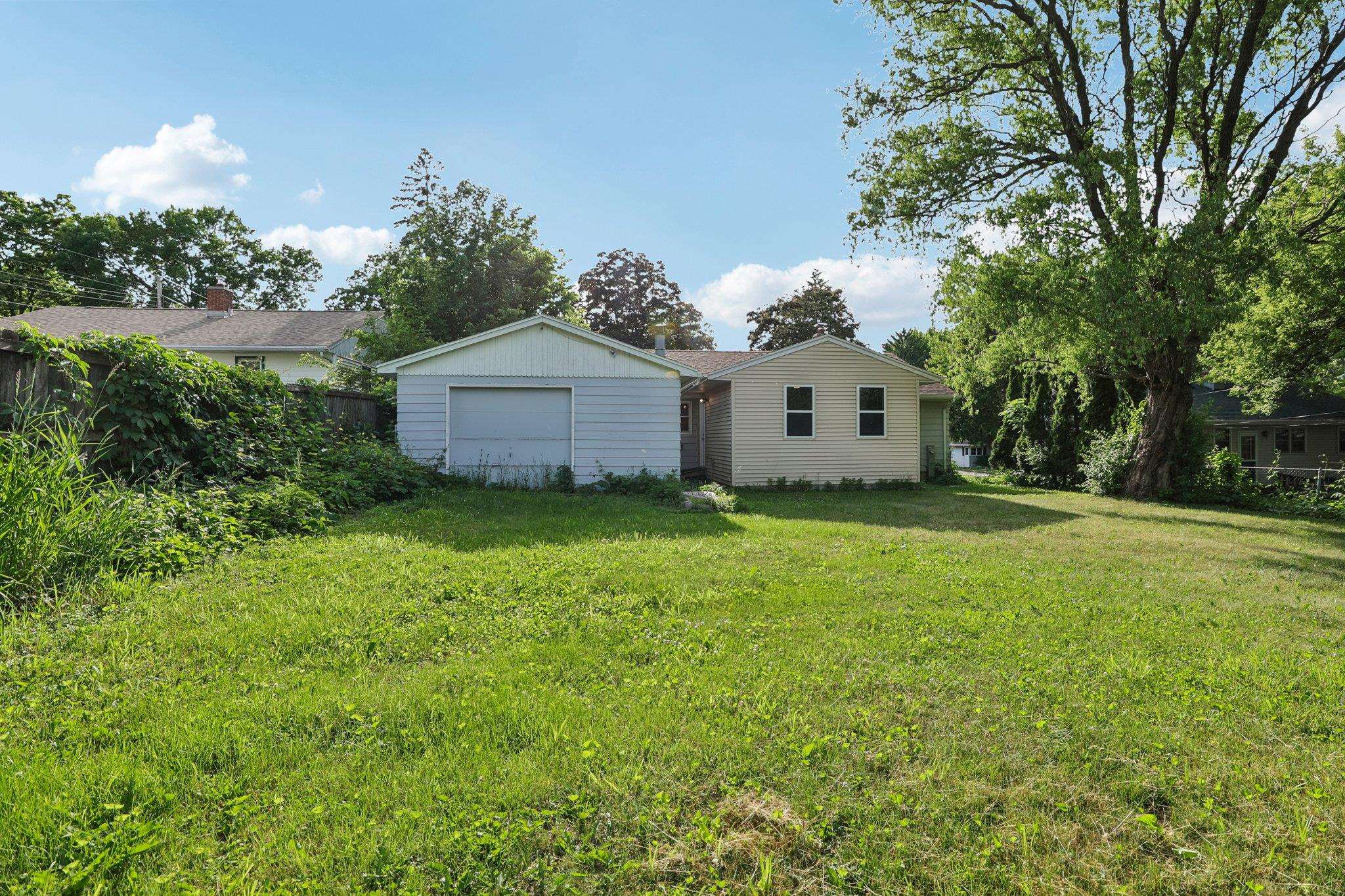 4513 Esch Lane Madison, WI 53704 - Photo 29 of 37