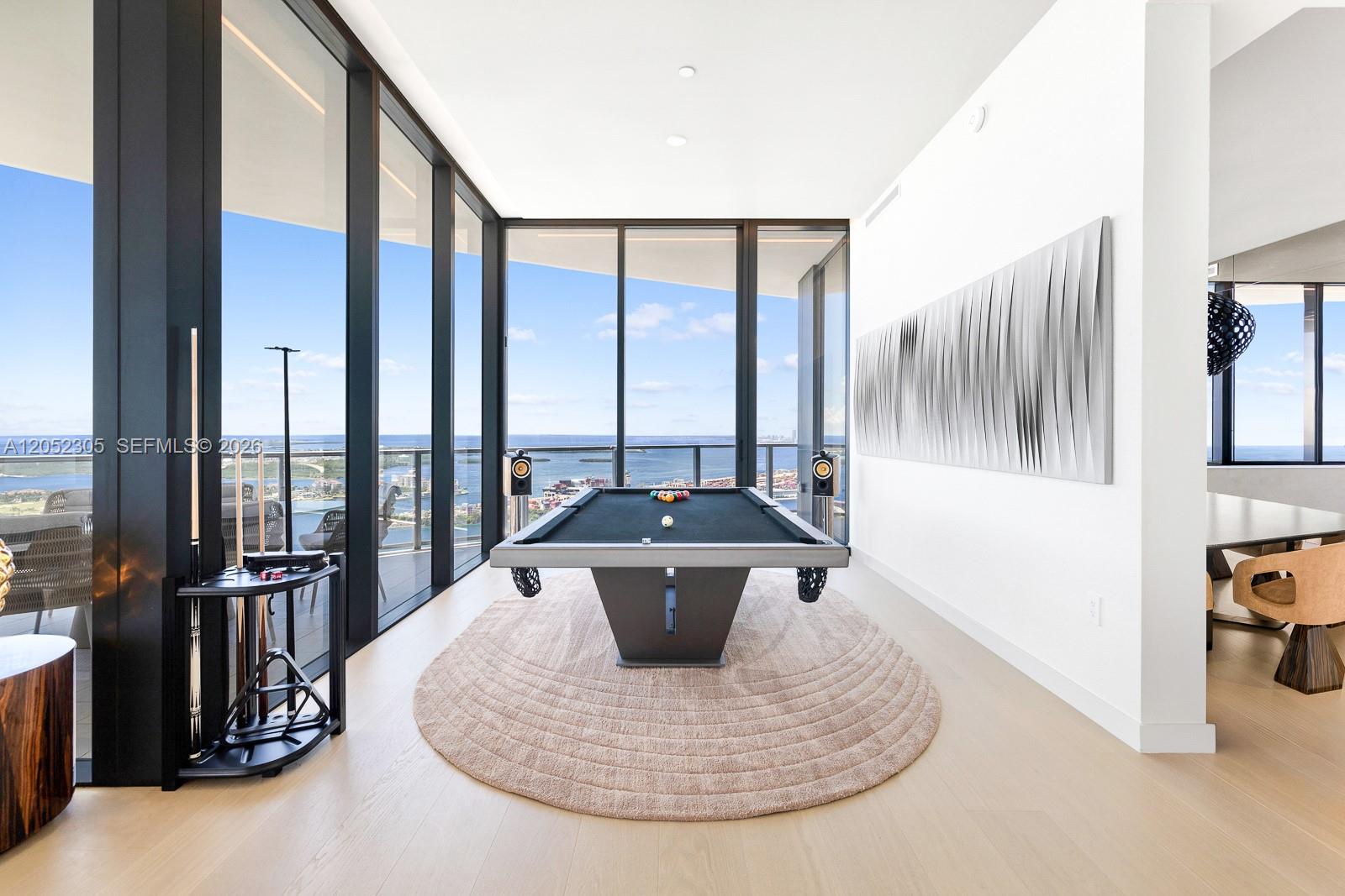 500 Alton Road, Unit PH4701 Miami Beach, FL 33139 - Photo 64 of 117 Gallery Image 64