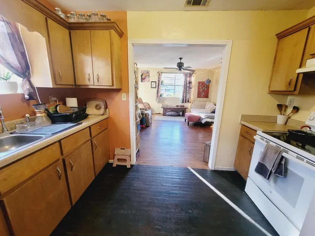 $1,200 | 1121 Bennett Street, Tallahassee, FL 32304