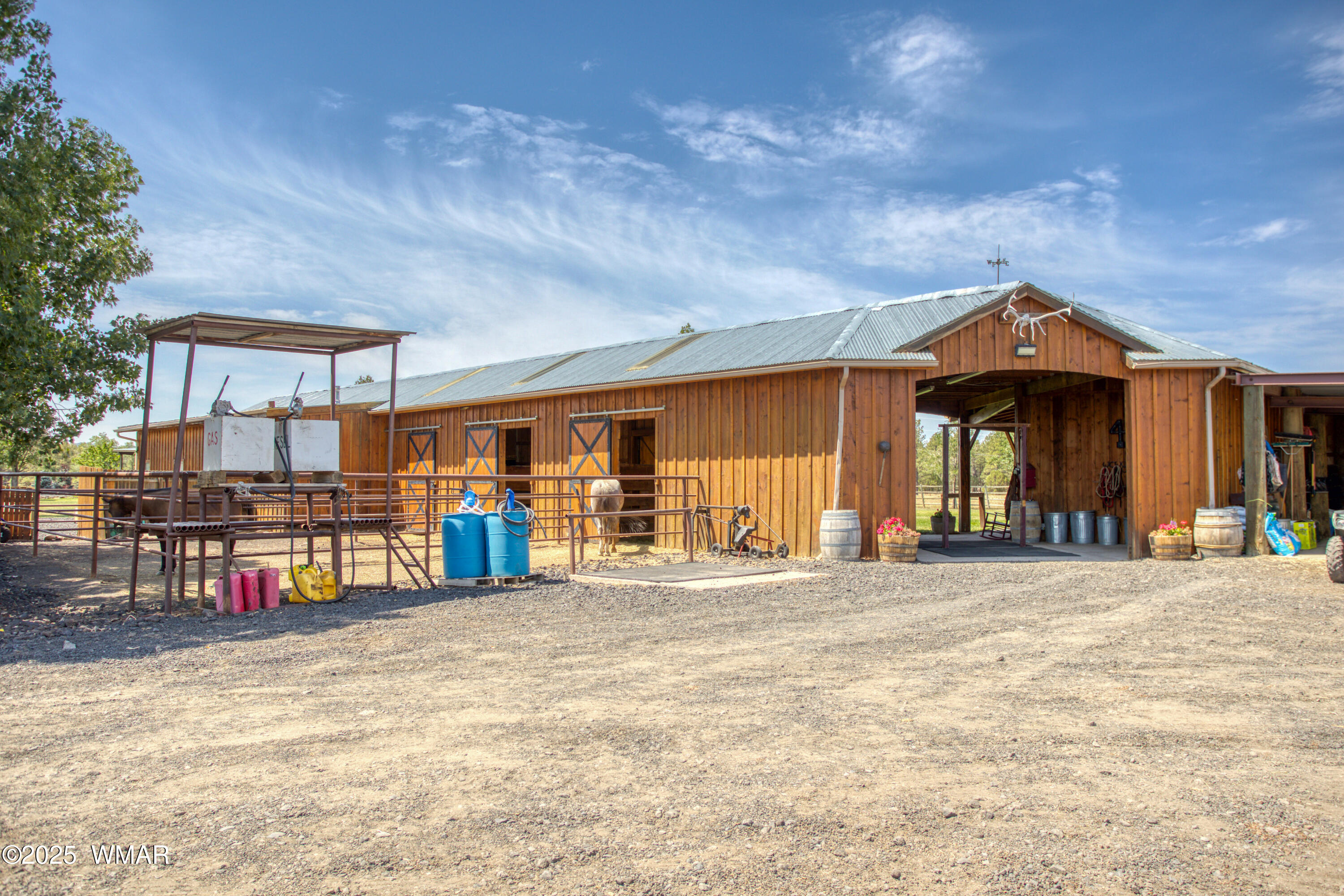 422 B Sponseller Siding Road Pinetop, AZ 85935 - Photo 59 of 74 Barn