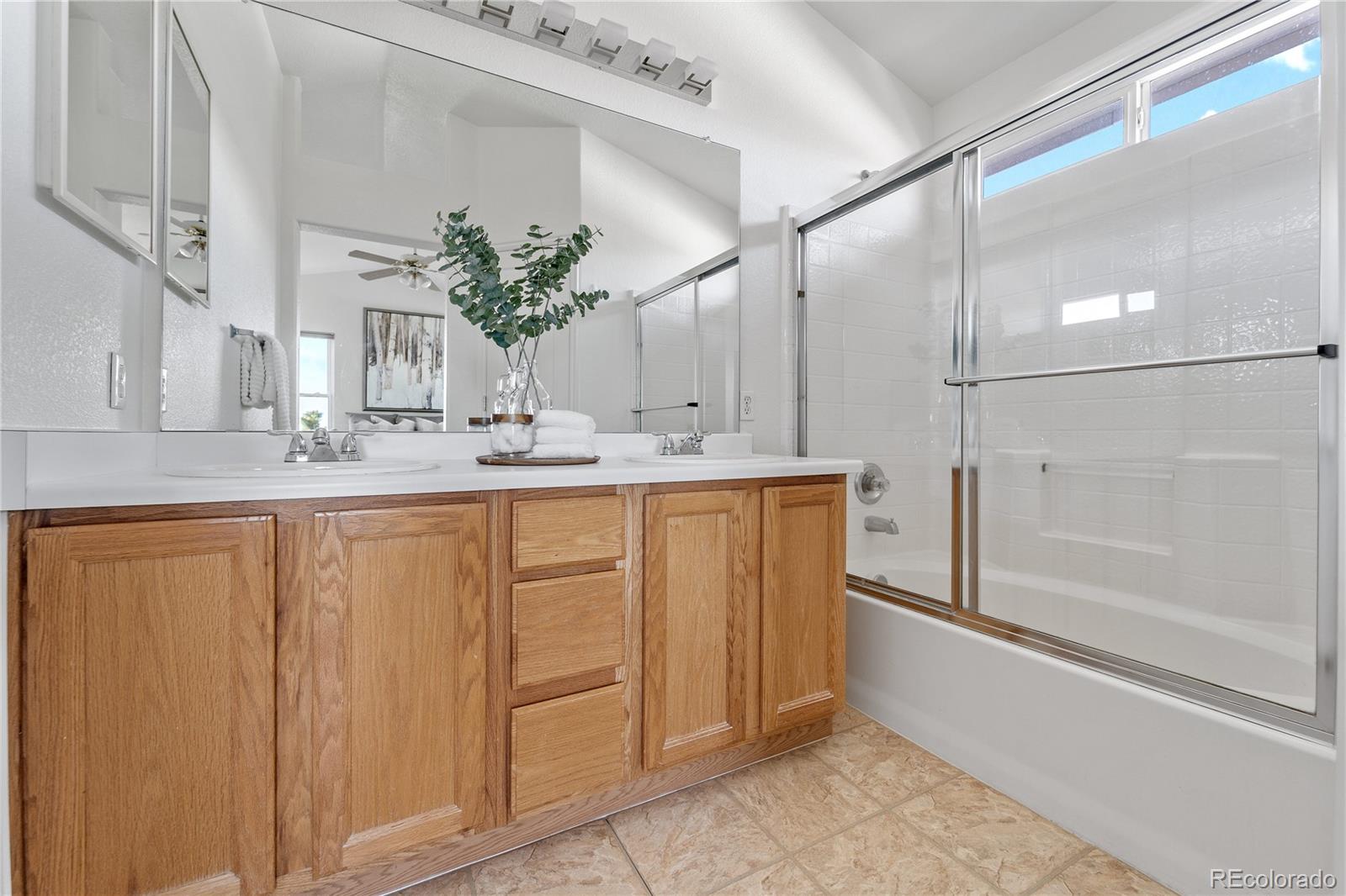 9731 Burberry Way Highlands Ranch, CO 80129 - Photo 24 of 44 Gallery Image 24