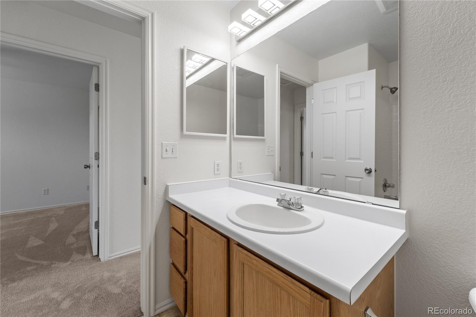 9731 Burberry Way Highlands Ranch, CO 80129 - Photo 31 of 44 Gallery Image 31