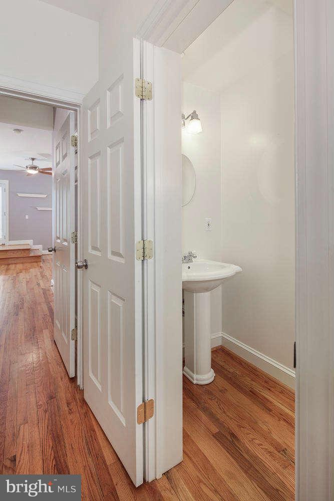 1328 Park Road Northwest, Unit 28A Washington, DC 20010 - Photo 14 of 25 Bath