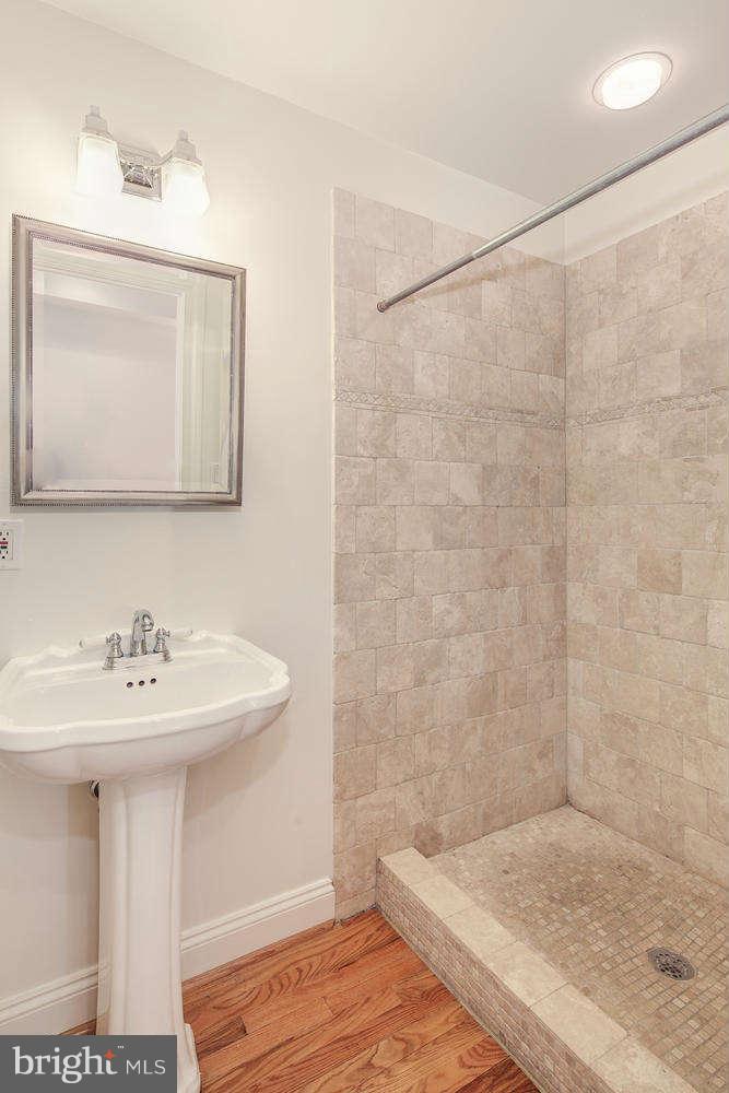 1328 Park Road Northwest, Unit 28A Washington, DC 20010 - Photo 22 of 25 Bath