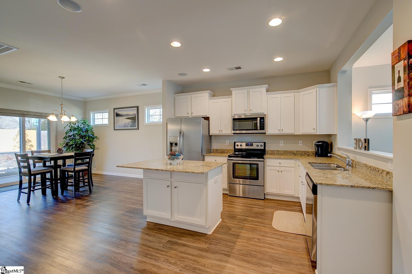 715 Camberwell Road Simpsonville, SC 29680 - Photo 10 of 32 Gallery Image 10
