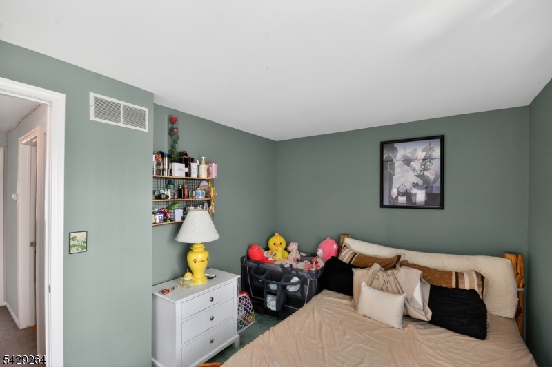 675 Bound Brook Road Dunellen, NJ 08812 - Photo 7 of 11