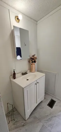 $219,900 | 2651 Elliott Road, Jackson, MI 49201
