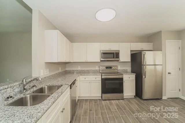 $1,915 | 8622 Flowers Court, Charlotte, NC 28215