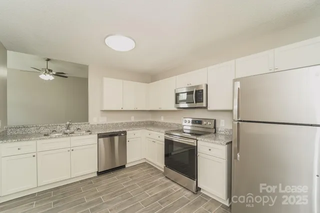 $1,915 | 8622 Flowers Court, Charlotte, NC 28215