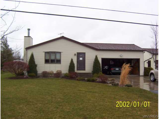 5231 Sweet Home Road Niagara, NY 14305 - Photo 1 of 1 Exterior Front