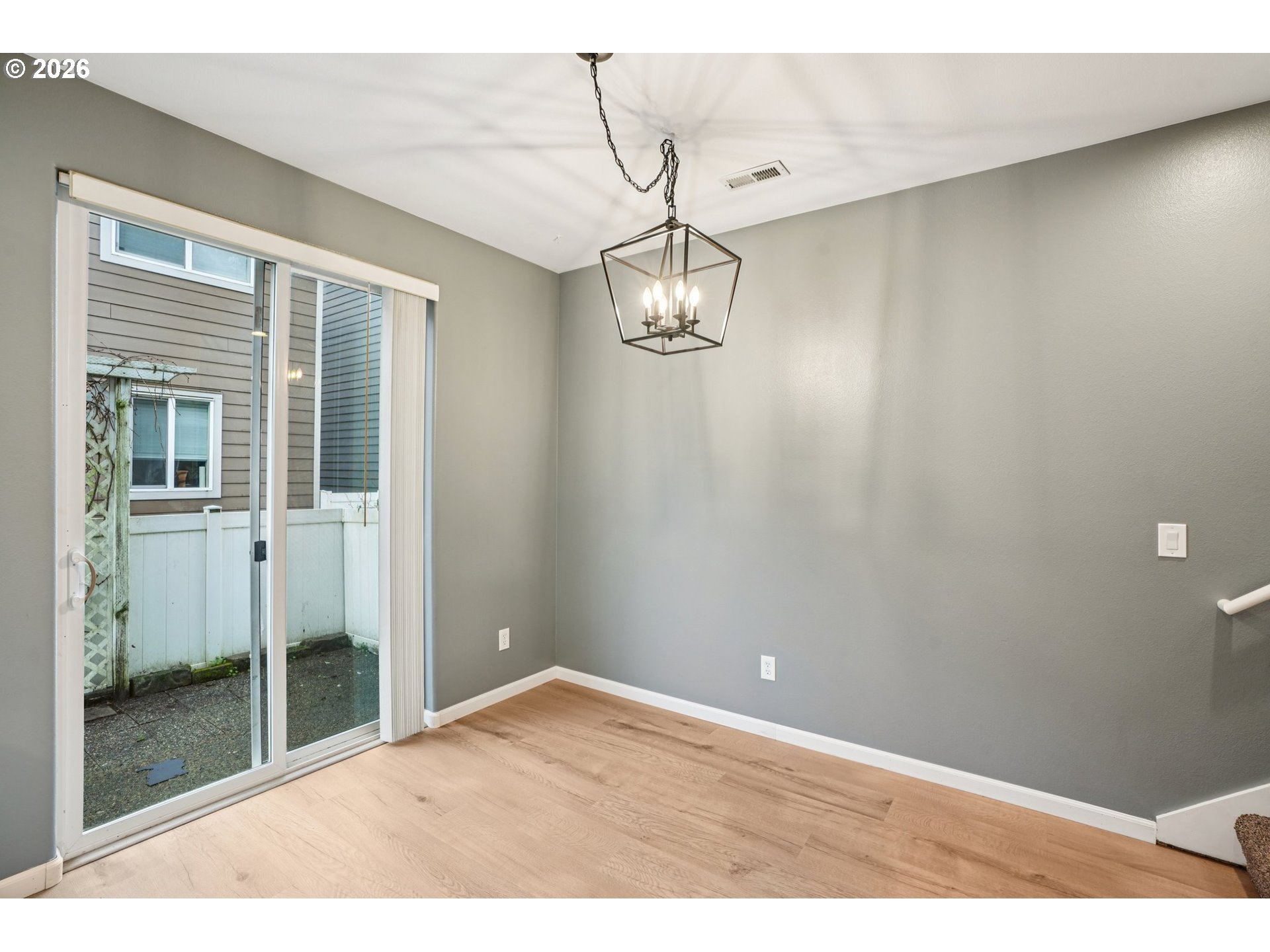 9235 Southwest Tanoak Lane Tualatin, OR 97062 - Photo 11 of 27