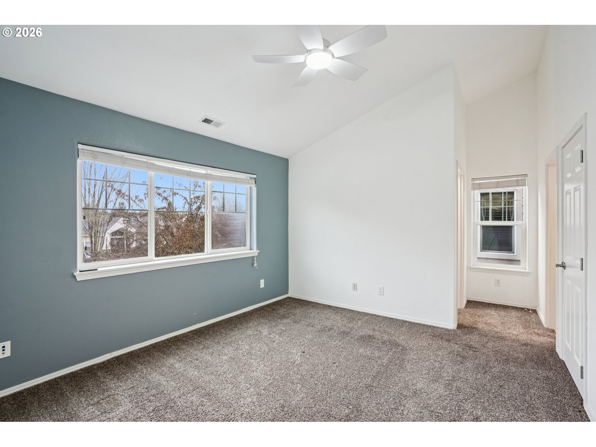 9235 Southwest Tanoak Lane Tualatin, OR 97062 - Photo 13 of 27