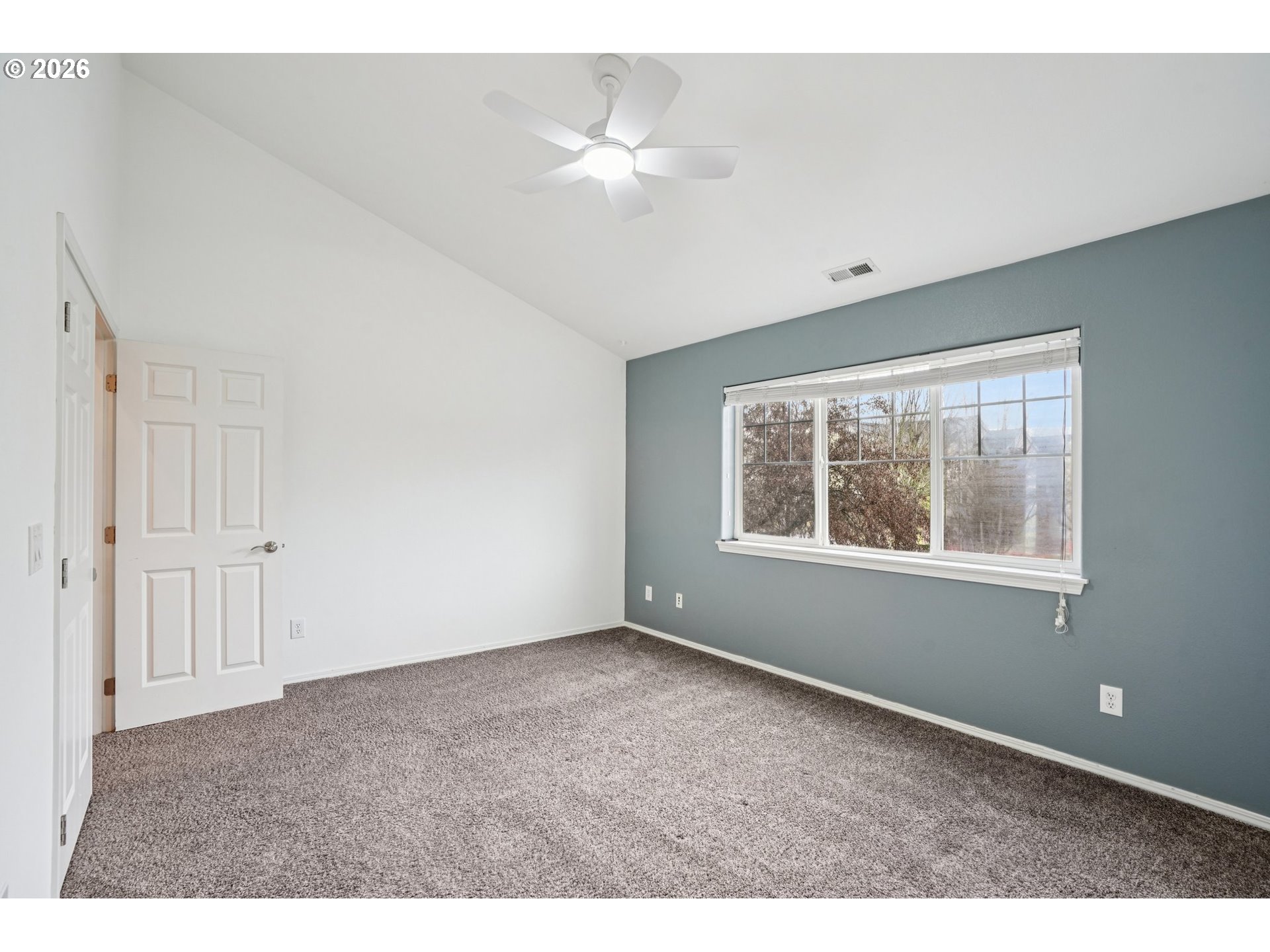 9235 Southwest Tanoak Lane Tualatin, OR 97062 - Photo 15 of 27