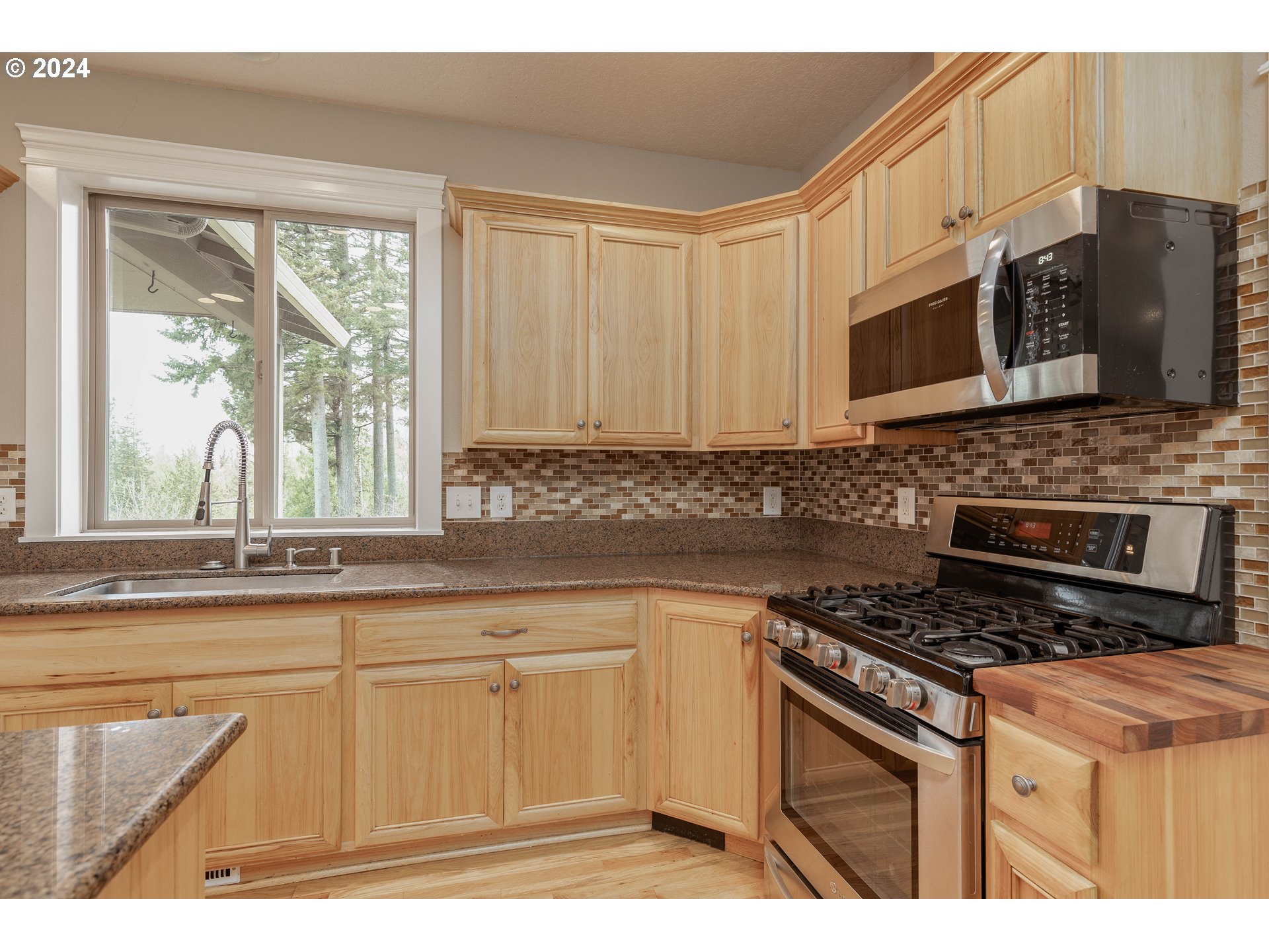 38324 Southeast Hidden Falls Road Washougal, WA 98671 - Photo 15 of 44 Gallery Image 15