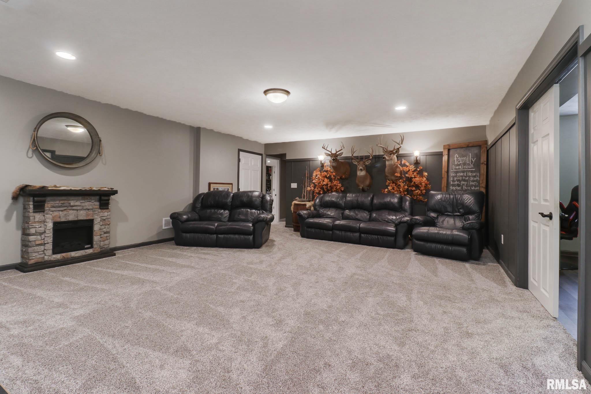 212 East Garfield Street Minier, IL 61759 - Photo 24 of 42