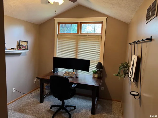 $297,500 | 212 East Garfield Street, Minier, IL 61759