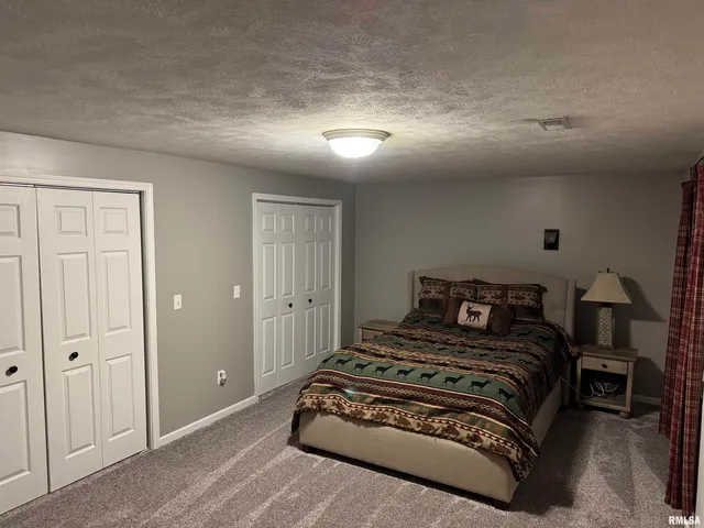 $297,500 | 212 East Garfield Street, Minier, IL 61759