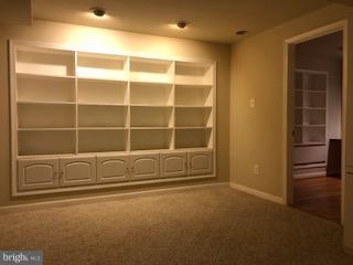 15601 Peach Orchard Road Silver Spring, MD 20905 - Photo 11 of 30 Built-in Bookcase