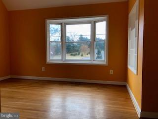 15601 Peach Orchard Road Silver Spring, MD 20905 - Photo 8 of 30 Dining Room