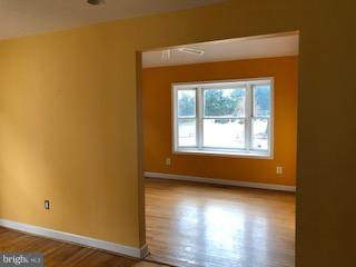15601 Peach Orchard Road Silver Spring, MD 20905 - Photo 9 of 30 Dining Room