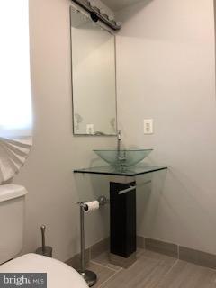 15601 Peach Orchard Road Silver Spring, MD 20905 - Photo 10 of 30 Bath