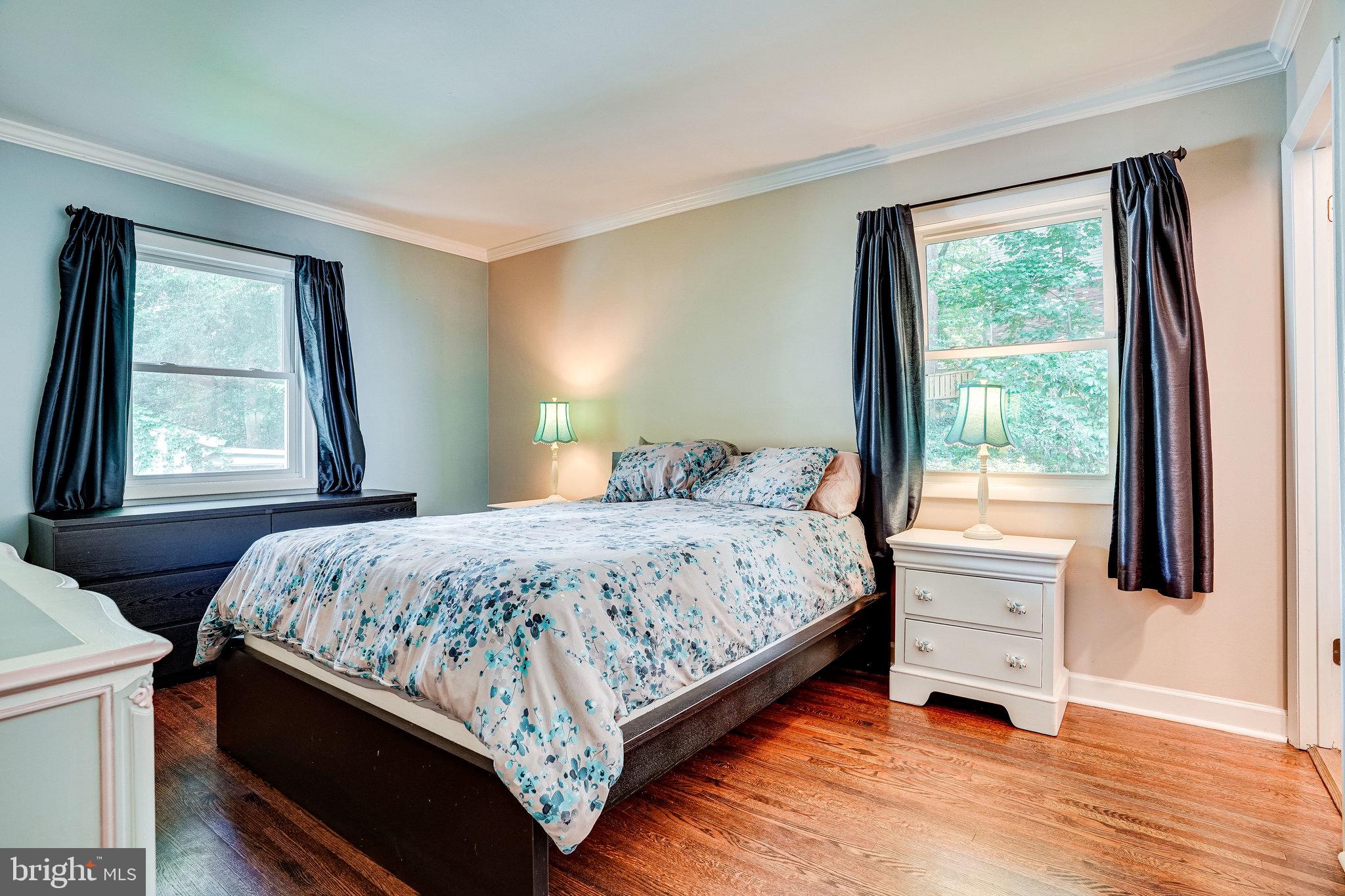 8617 Kerry Lane Springfield, VA 22152 - Photo 26 of 59 Primary Bedroom with Hardwoods