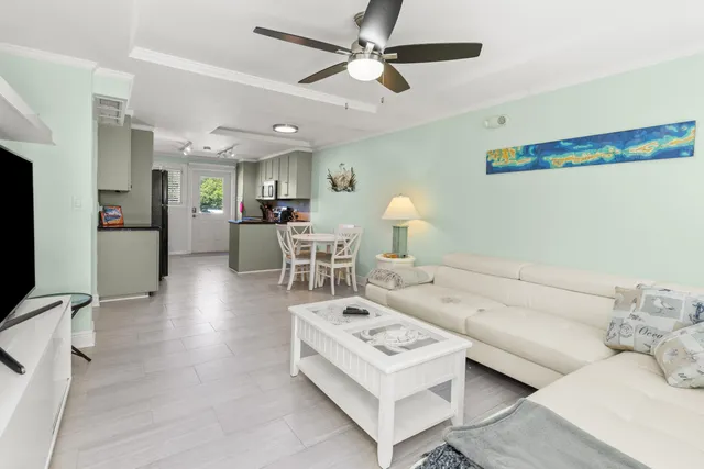 $525,000 | 1215 97th Street, Unit 2, Marathon, FL 33050