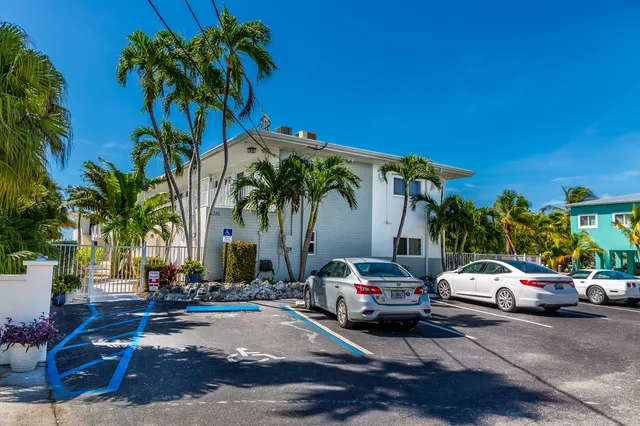$525,000 | 1215 97th Street, Unit 2, Marathon, FL 33050